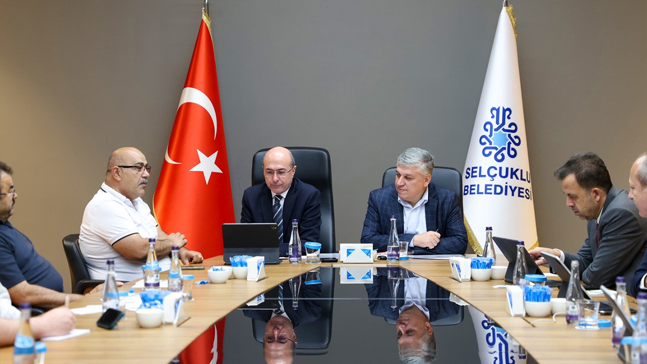 Selçuklu'da muhtarlarla istişare toplantısı yapıldı