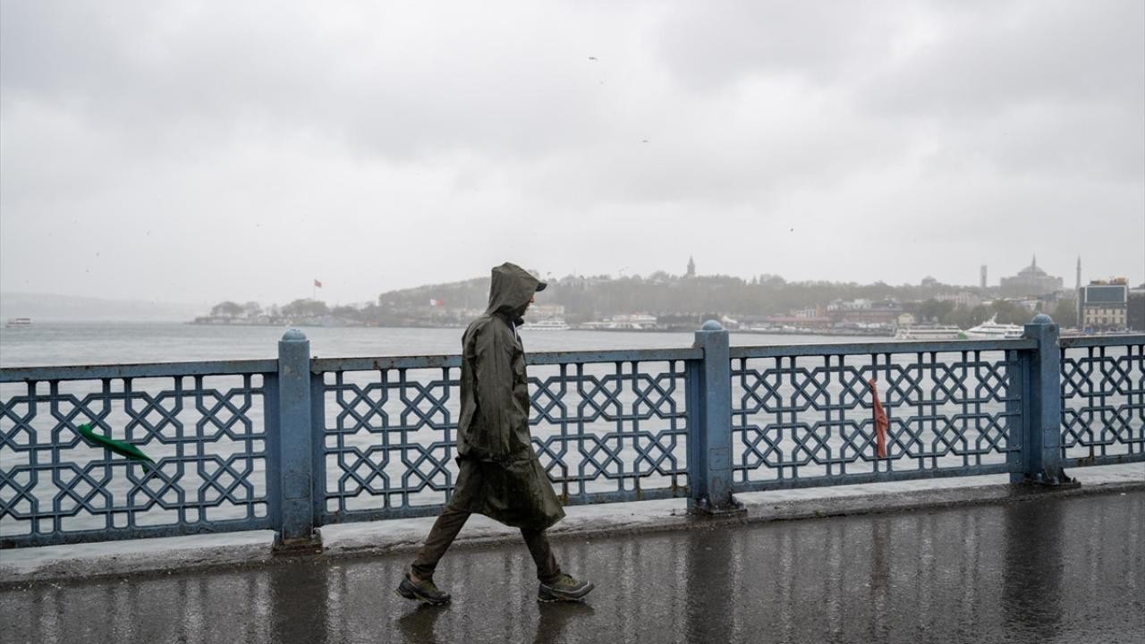 Yurt genelinde sıcaklıklar 6 ila 12 derece düşecek: Yağış geliyor