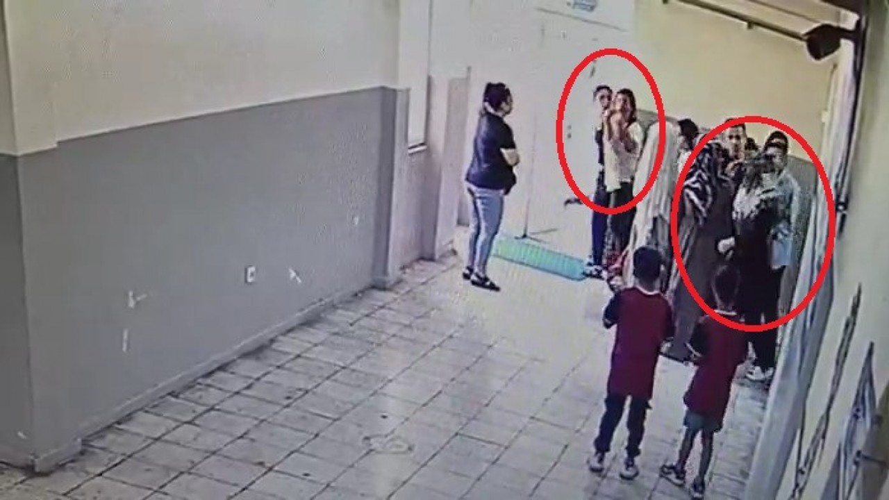 Veliden öğretmene okulun ortasında tokatlı saldırı! Olay anı kamerada
