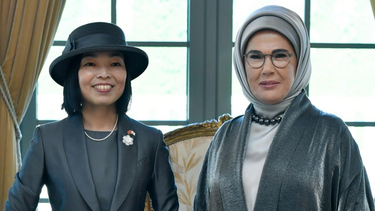 Emine Erdoğan, Japonya Altes Prensesi Mikasa ile bir araya geldi