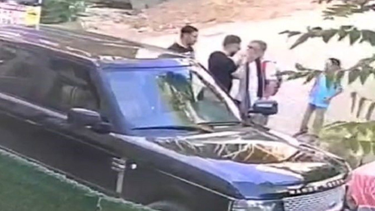 Çocukların gözü önünde babaya tokat atan şahıs, aynı gün başka bir sürücüyü silahla tehdit etmiş