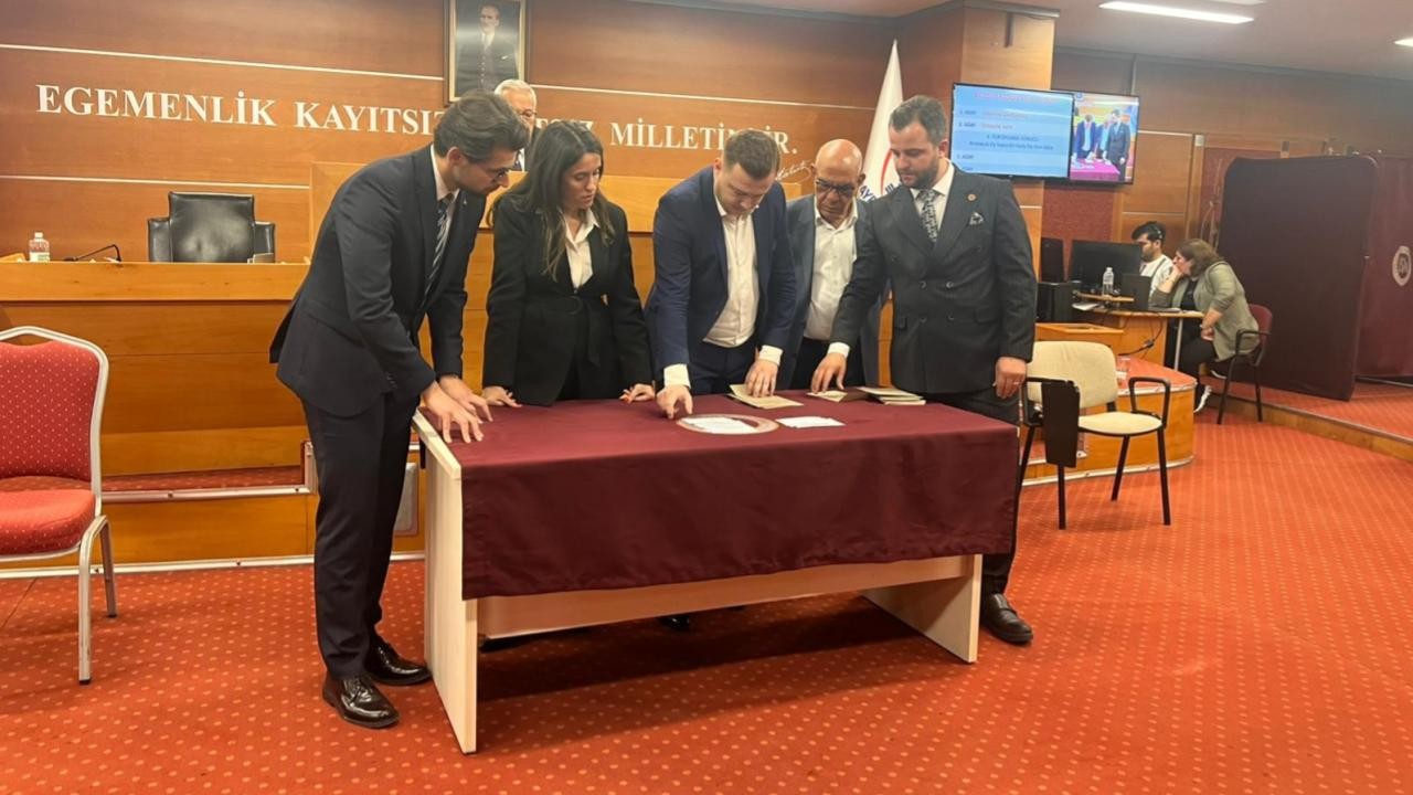 AK Parti Bayrampaşa'daki oylamayla ilgili hukuki süreç başlattı