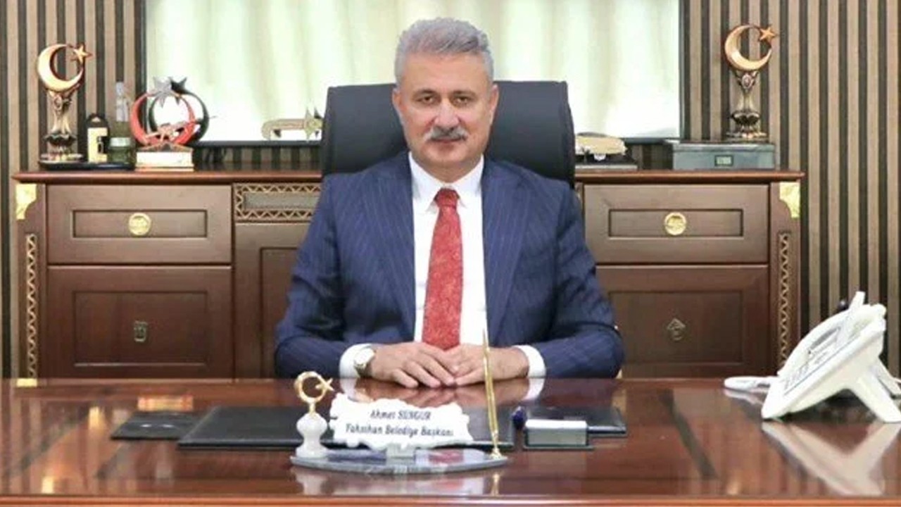 AK Partili Belediye Başkanı görevden uzaklaştırıldı