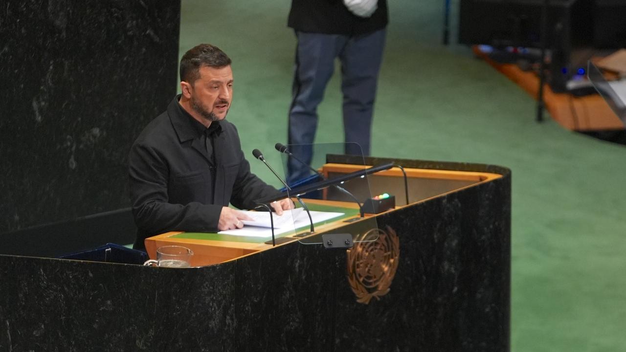 Zelenski'den Avrupa'ya Rusya uyarısı: Yeni bir güvenlik mimarisi inşa etmeliyiz