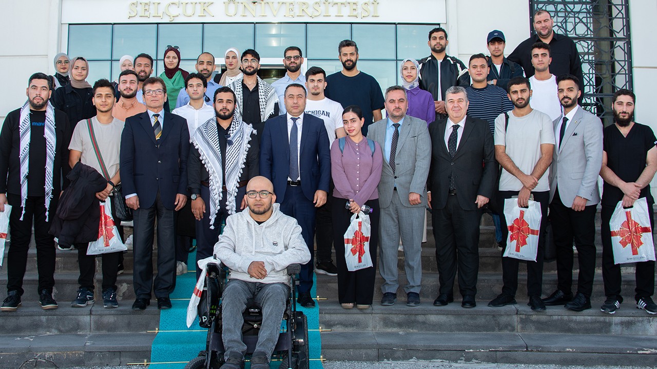 Selçuk Üniversitesi Yönetimi Filistinli öğrencilerle buluştu