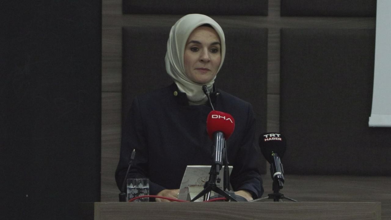 Bakan Göktaş: Kız çocuklarının yarının liderleri olmalarını hedefliyoruz