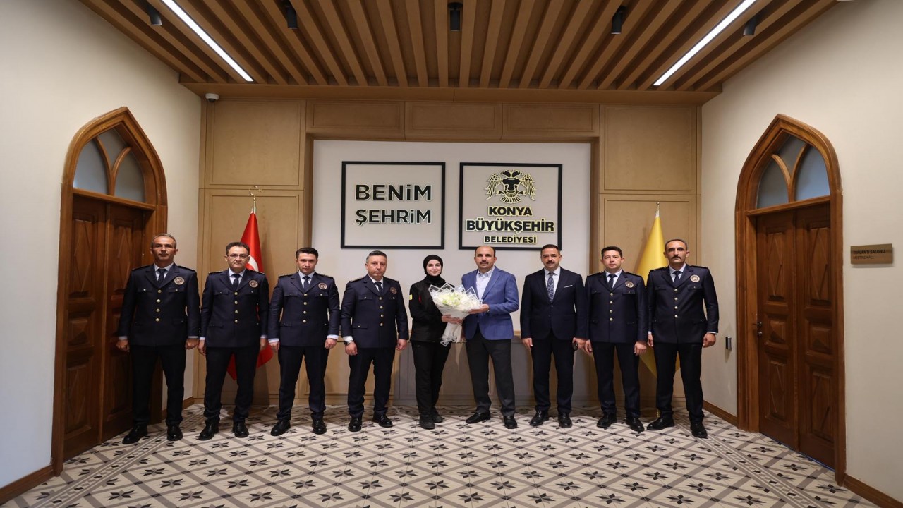 Konya itfaiyesi Başkan Altay’ı ziyaret etti