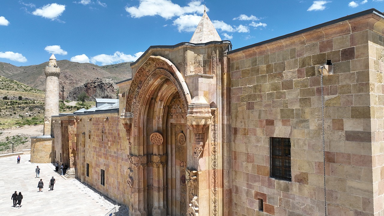 Sivas Divriği Ulu Camisi ve Darüşşifası'nın belgeseli çekilecek