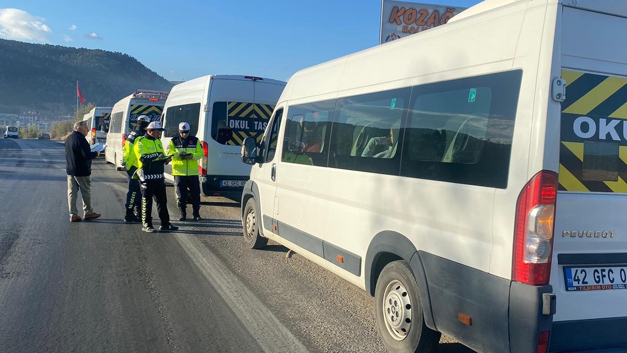 Bozkır'da okul servislerine yönelik denetim gerçekleştirildi