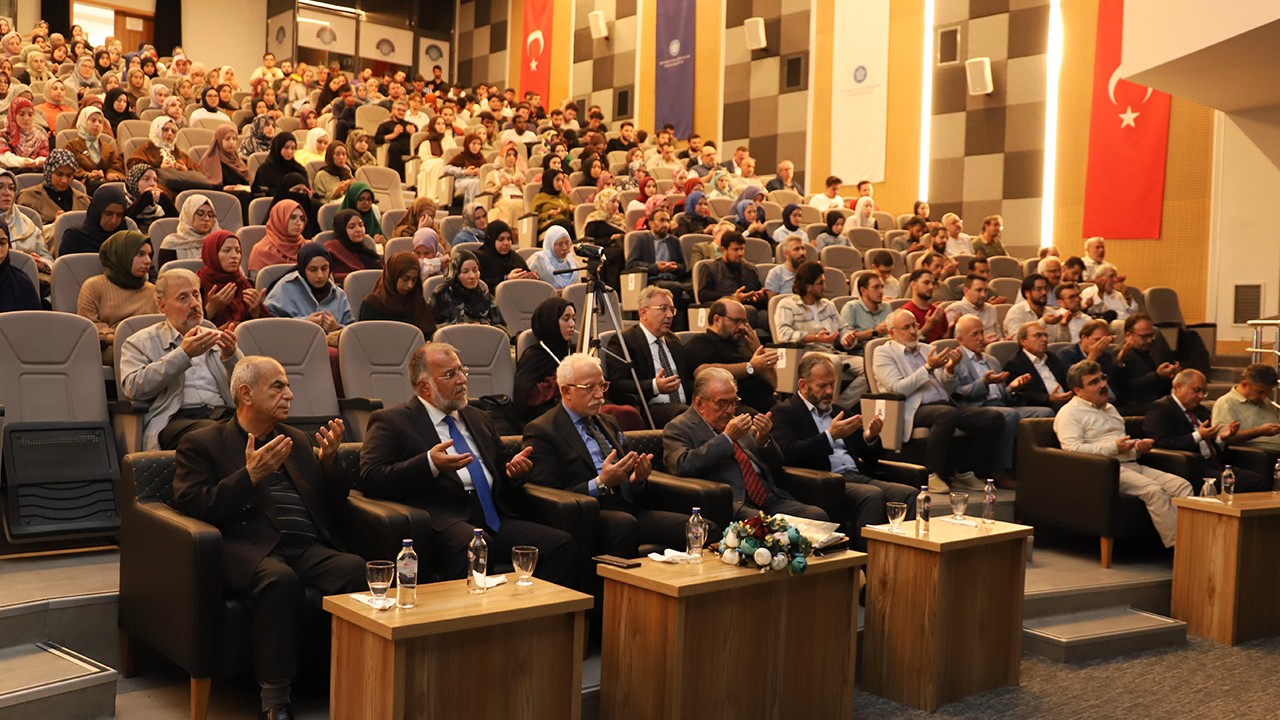 Necmettin Erbakan Üniversitesi'nde yeni akademik yıl açılış töreni yapıldı