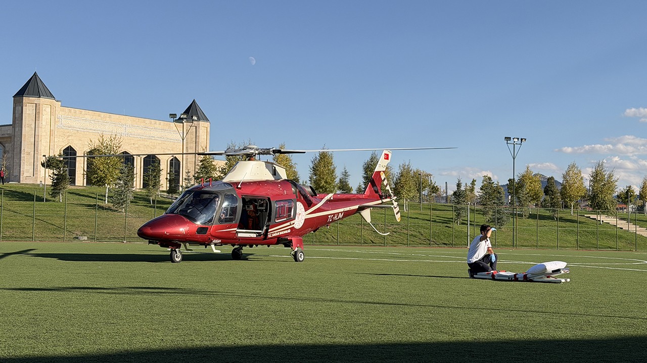 Konya'da hava ambulansı kalp krizi geçiren hasta için havalandı