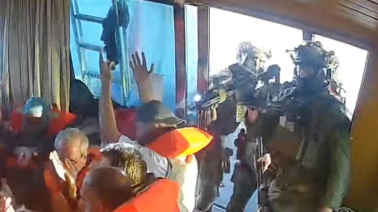 Haydut İsrail'in Bakanı: Filo aktivistleri "terör mahkumu" şartlarında tutulacak