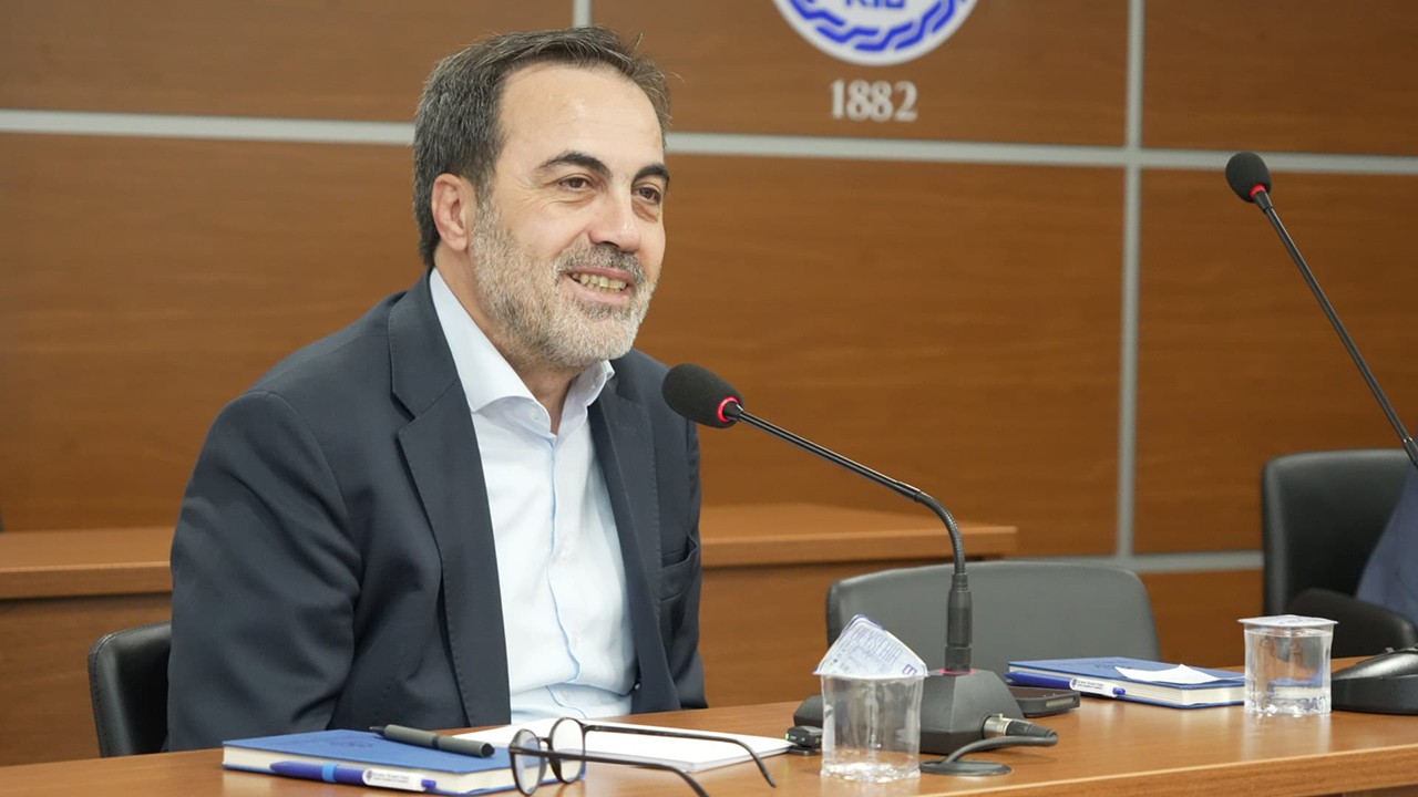 Selçuk Öztürk: Şehrimizin geleceğine dönük adımlar atıyoruz