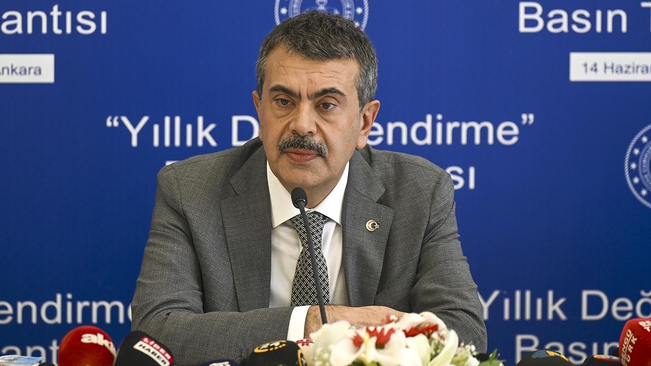 Bakan Tekin: Zorunlu eğitim sisteminin değişmesine ilişkin raporu oluşturduk