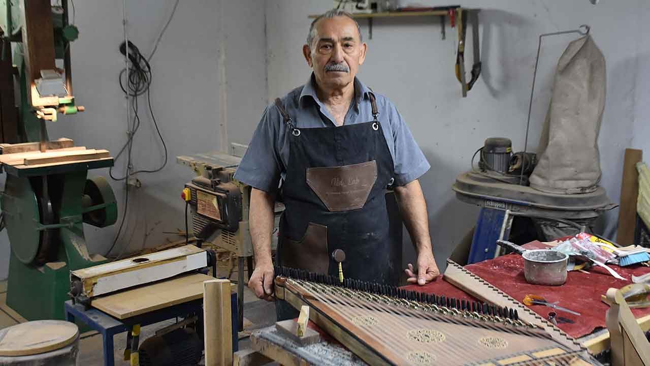 Kendisine yapmak için başladı, 20 yıldır kanun üretiyor