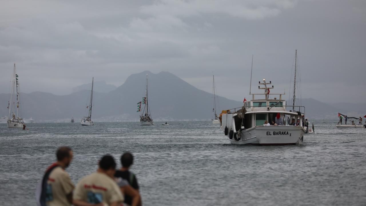 Katliamcı İsrail, alıkonan 171 aktivisti daha sınır dışı etti