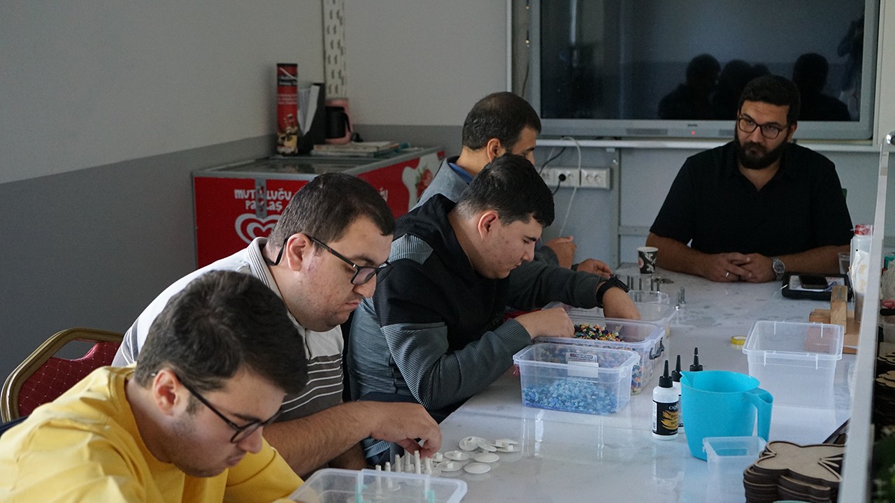 SOBE istihdam birimi, otizmli bireyleri iş hayatına kazandırıyor