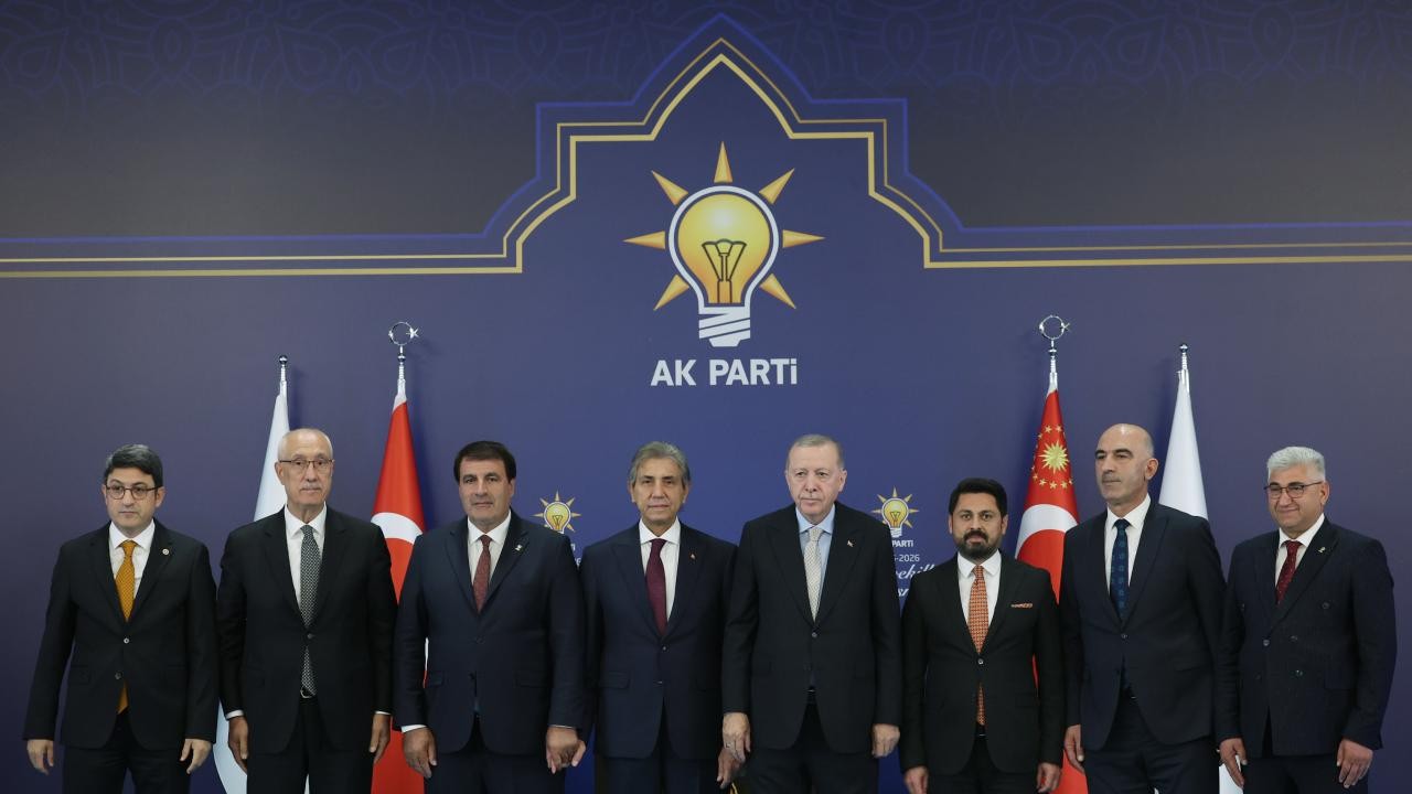 7 isim daha AK Parti'ye katıldı