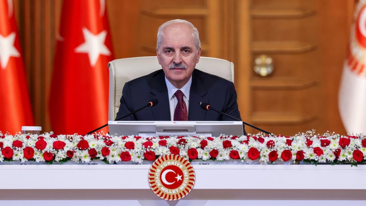 Kurtulmuş: TBMM üyesi olan arkadaşlarımızın kılına zarar gelirse hesabını dünya kamuoyu önünde verecek olan sizsiniz