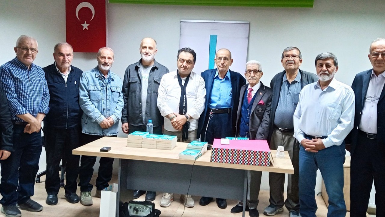 Şair İsmail Detseli 80. yaş gününde Konya Aydınlar Ocağı’na konuk oldu