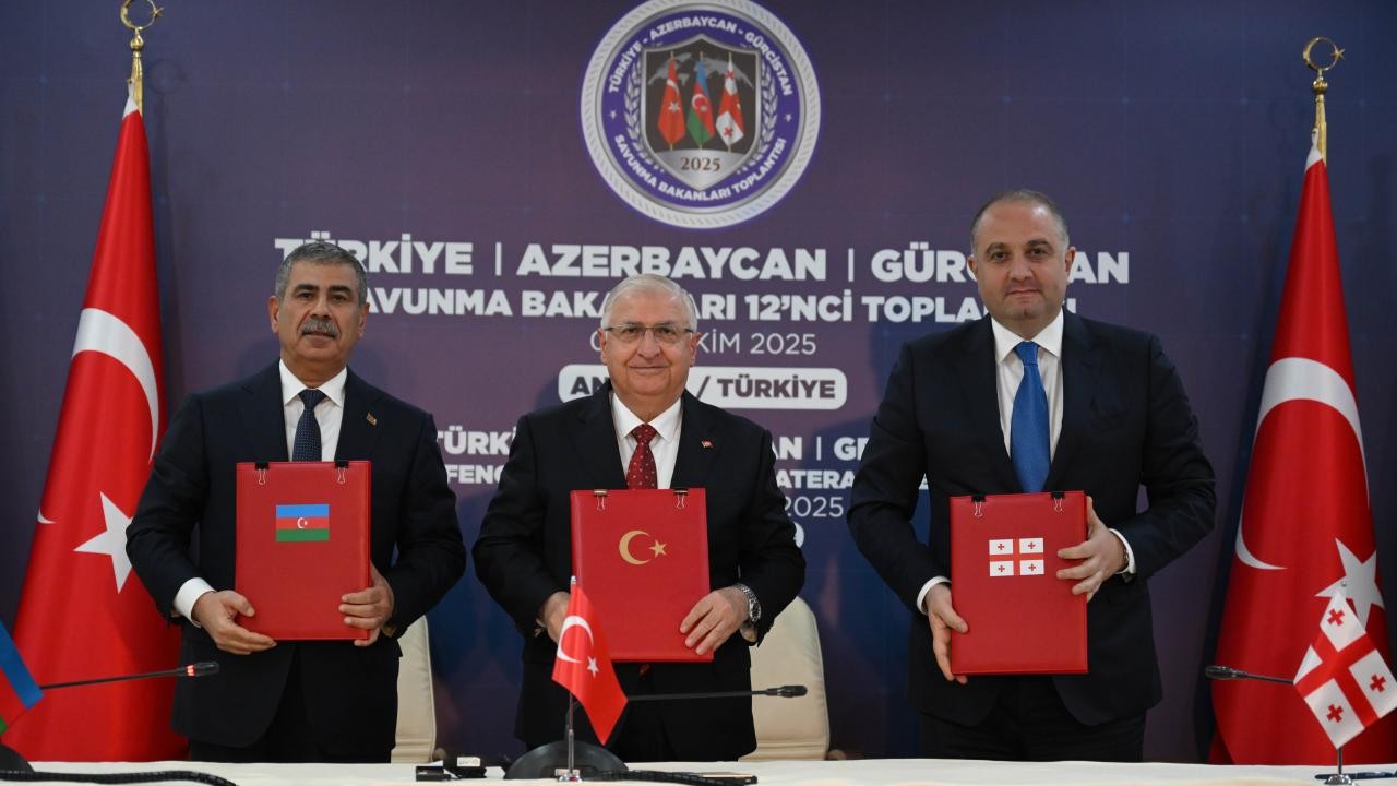 Türkiye-Azerbaycan-Gürcistan Üçlü Savunma Bakanları Toplantısı düzenlendi