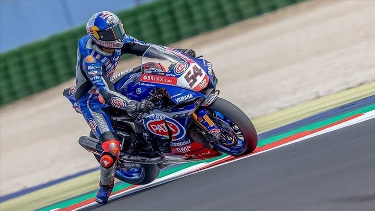 Toprak Razgatlıoğlu, şampiyonluk etabı öncesi Portekiz'de piste çıkacak