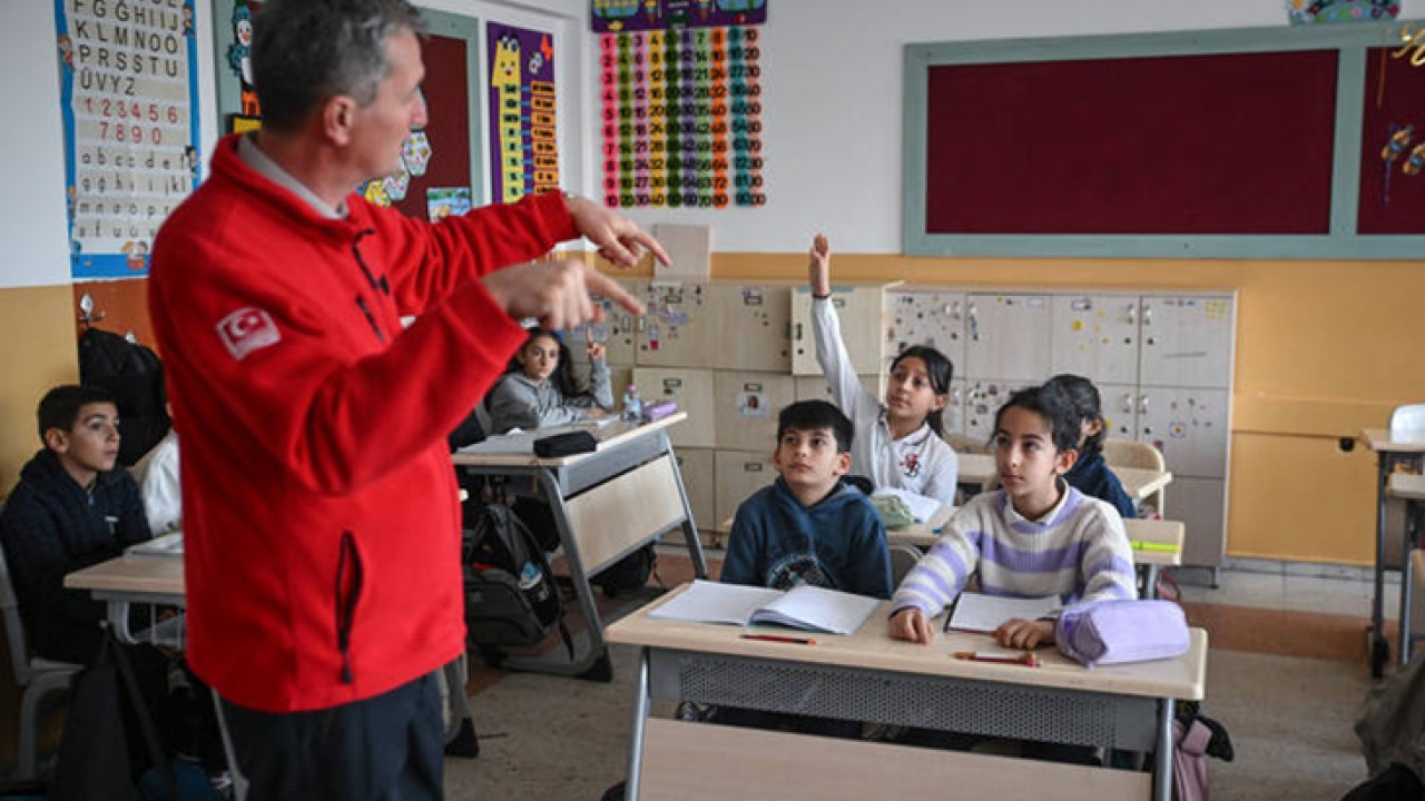 MEB duyurdu: Afetlere karşı okullarda eş zamanlı tatbikat uygulanacak