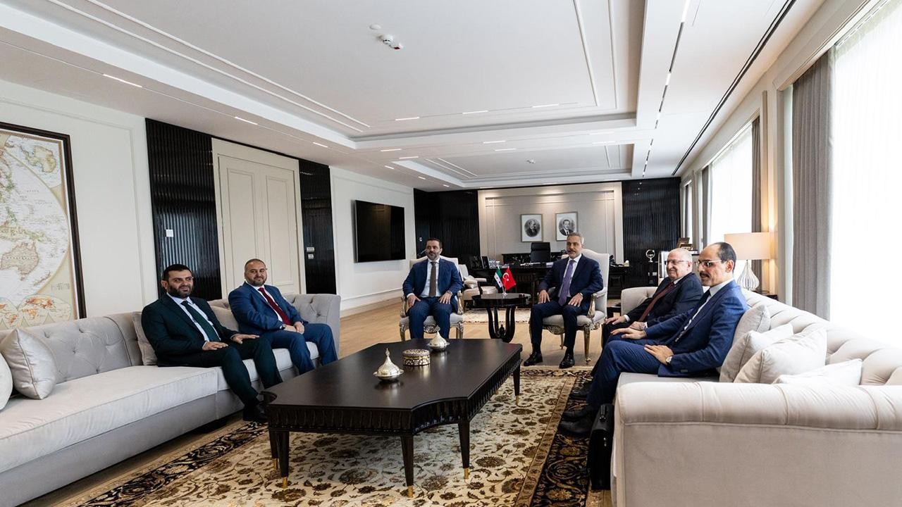 Ankara'da Türkiye-Suriye güvenlik zirvesi yapılıyor