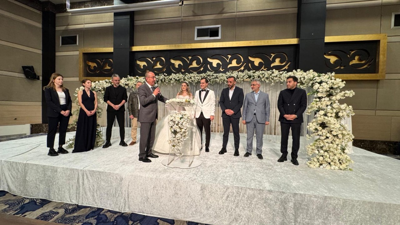 Kontv Haber spikeri Halis Kiraz Meryem Güldaş’la dünya evine girdi