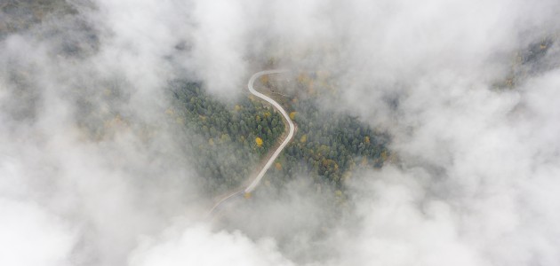 Sisle kaplanan Yedigöller yolu dronla görüntülendi