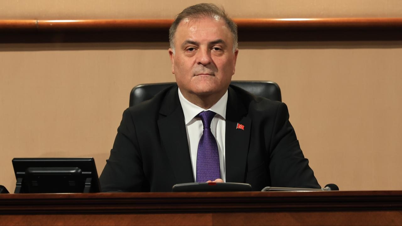 İBB Başkan Vekili Aslan hakkında 'Görevi yaptırmamak için direnme' suçundan 3 yıla kadar hapis istemi