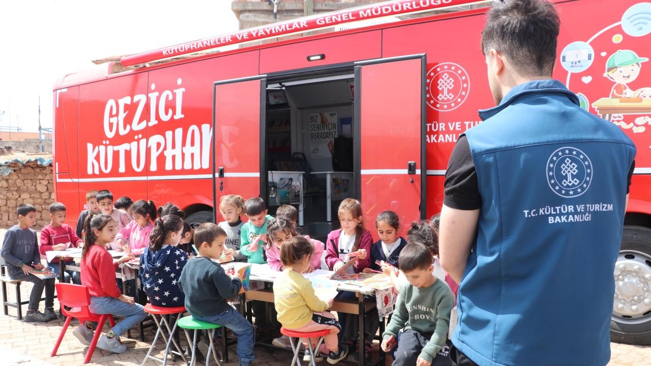 Gezici kütüphaneler 1057 noktaya ulaştı