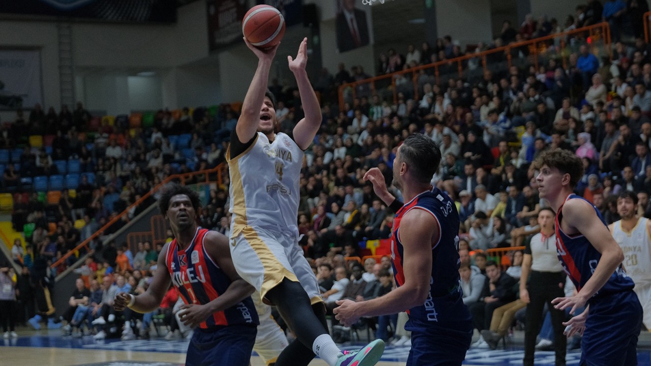 Konya Büyükşehir Belediyespor  yenilmezlik serisini 5 maça çıkardı