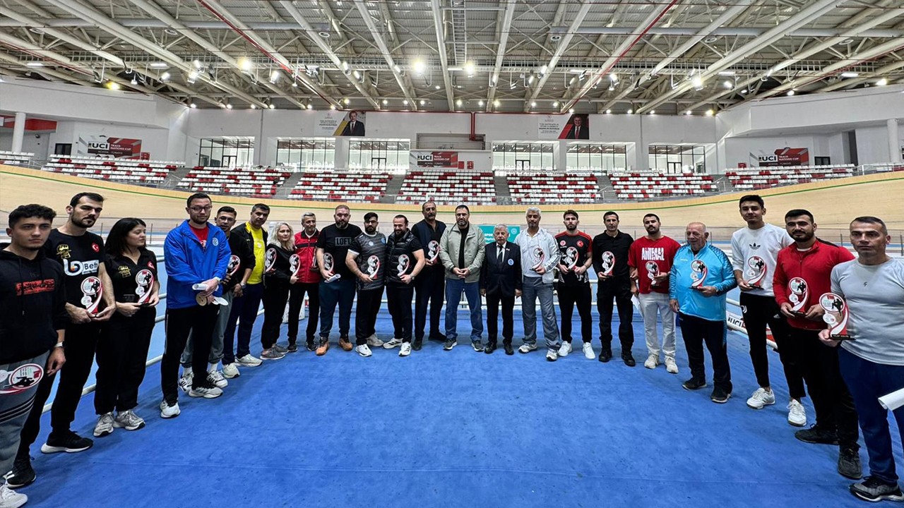 Meram'da kick boks rüzgarı esti