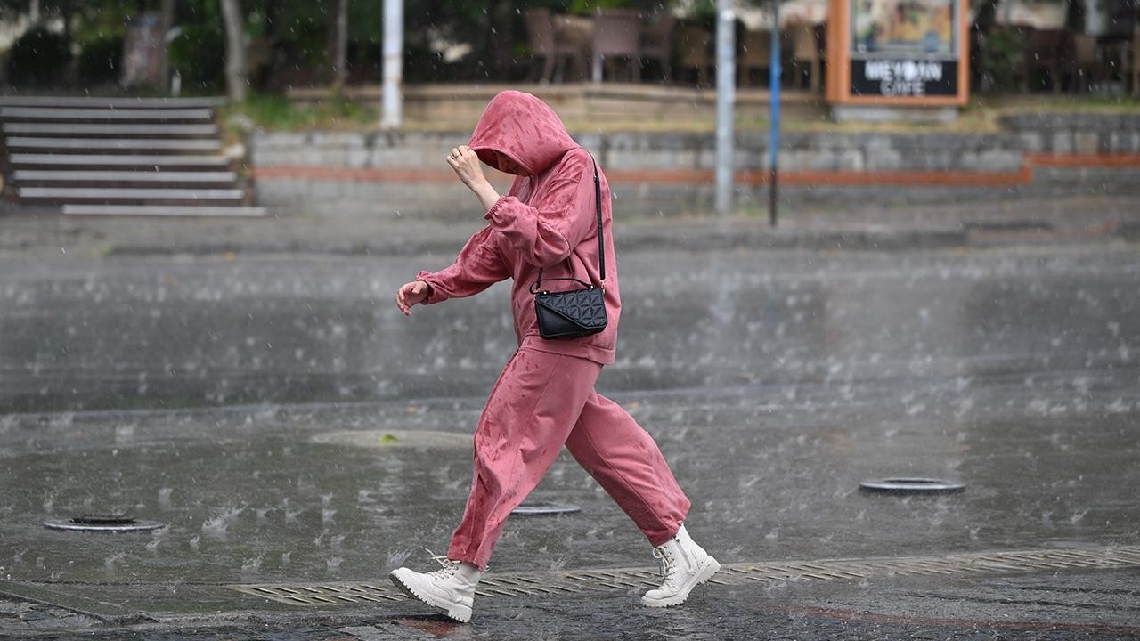 Bu hafta yurt genelinde aralıklı yağış etkili olacak