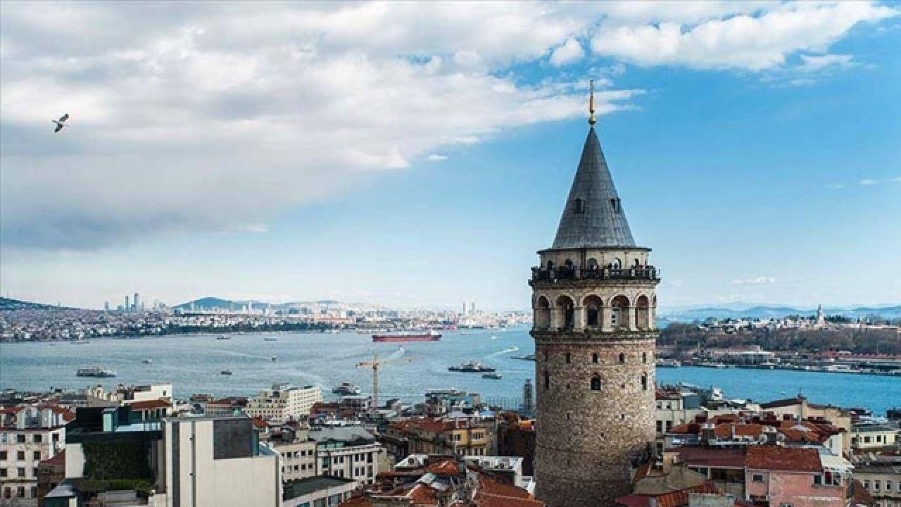 Yerli turistler ikinci çeyrekte 116,9 milyar lira harcama yaptı