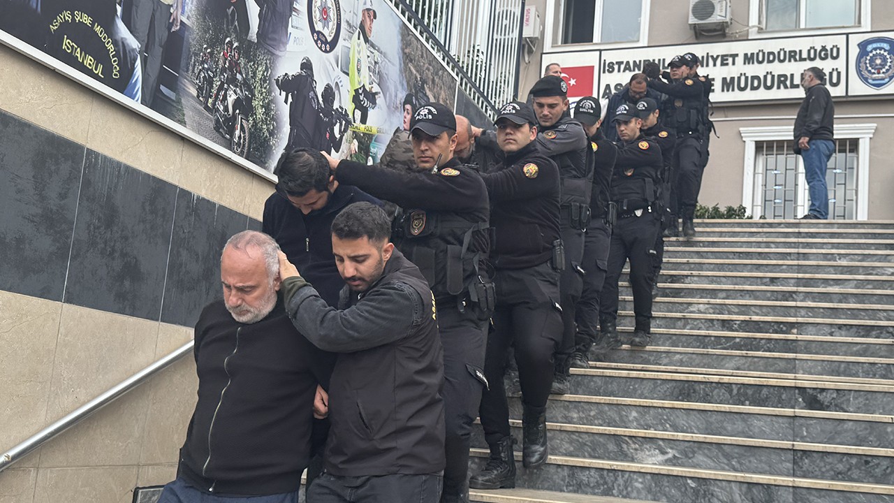 12 ilde "change" araç operasyonu: 74 gözaltı