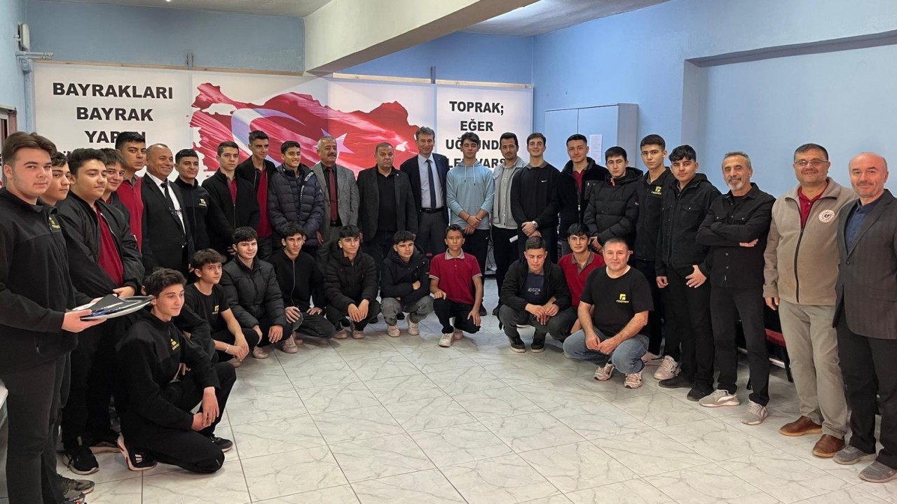 Beyşehir’de sanayiye ara elaman yetiştiren liseye yeni atölye ve laboratuvar