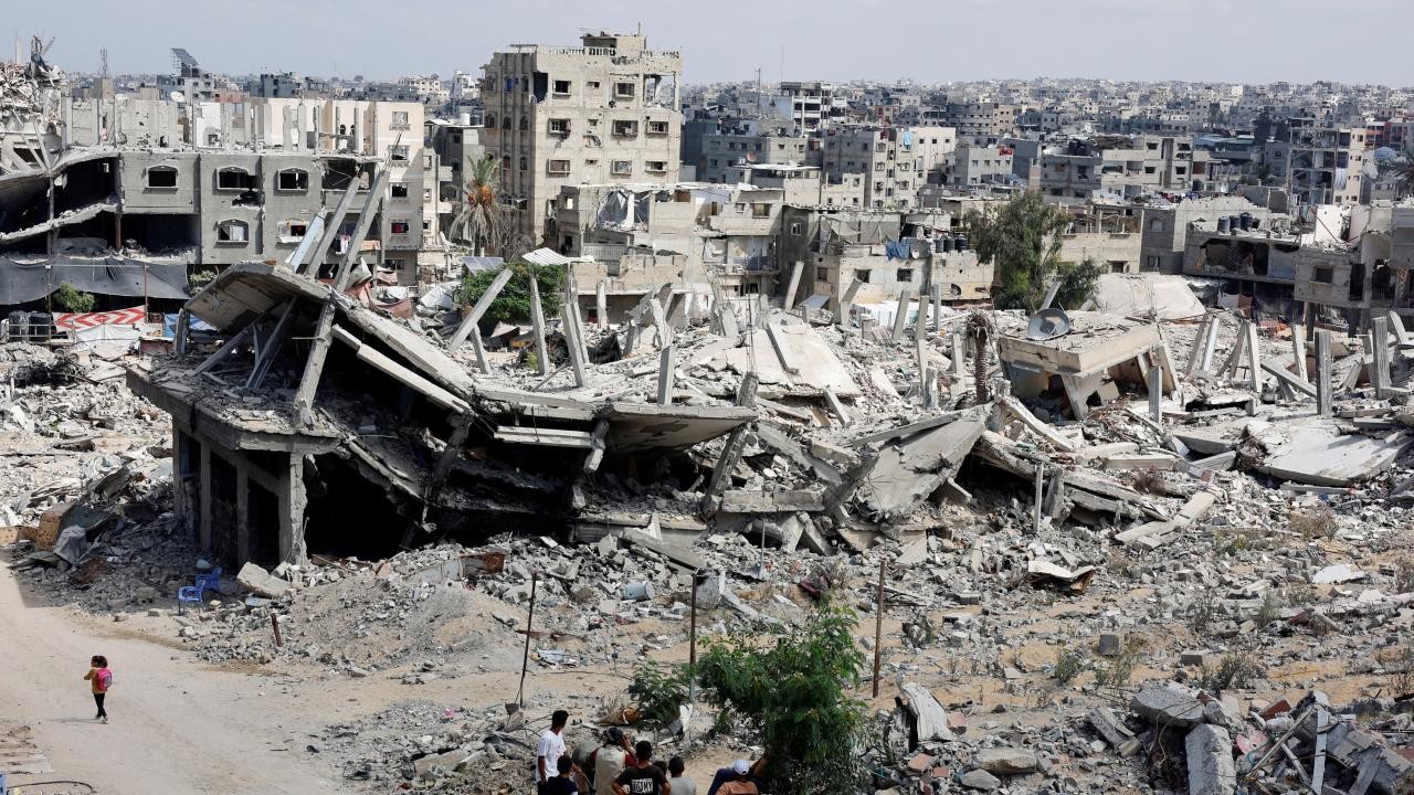 Gazze'deki hükümet patlamamış mühimmatlara karşı uyardı