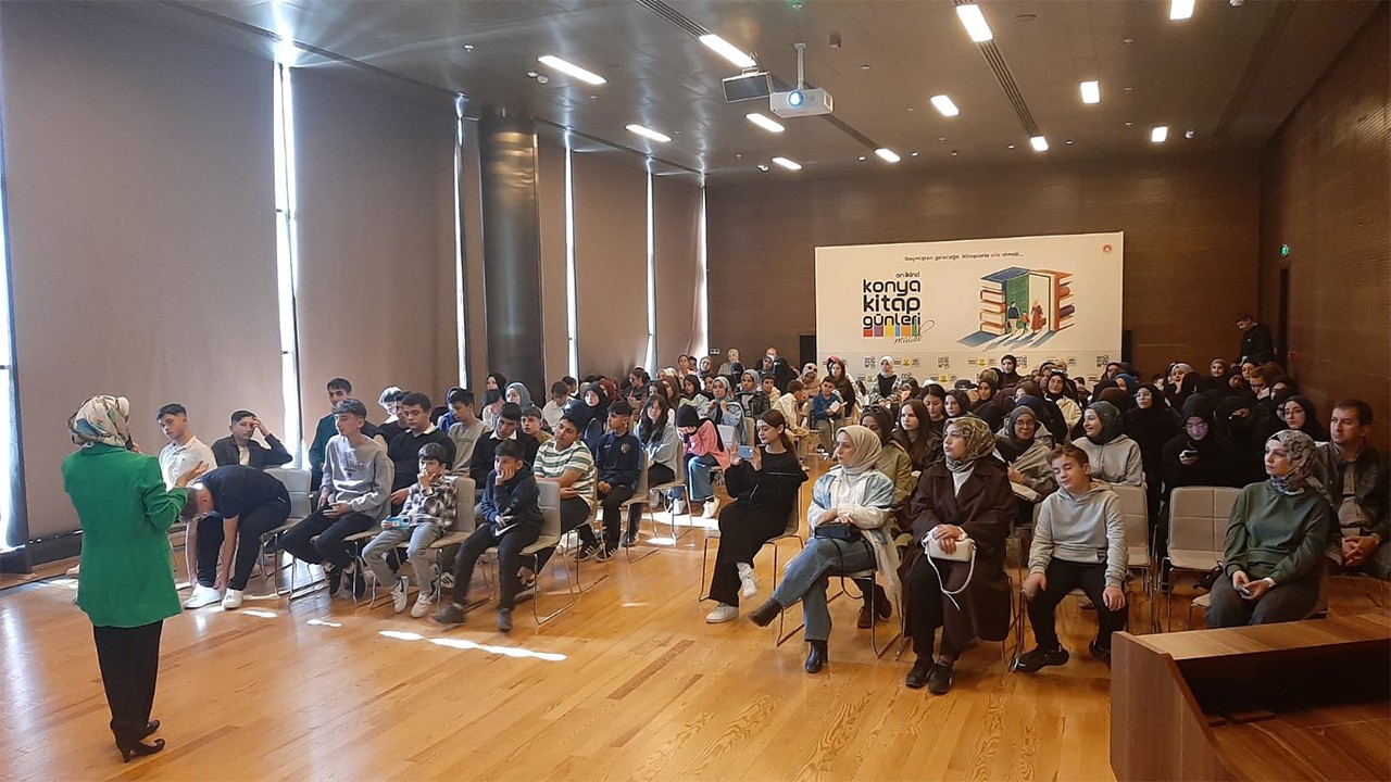 12. Konya Kitap Günleri’nde Dilek Altundağ’dan “Öykü Yazmak, Hikâye Anlatmak” söyleşisi