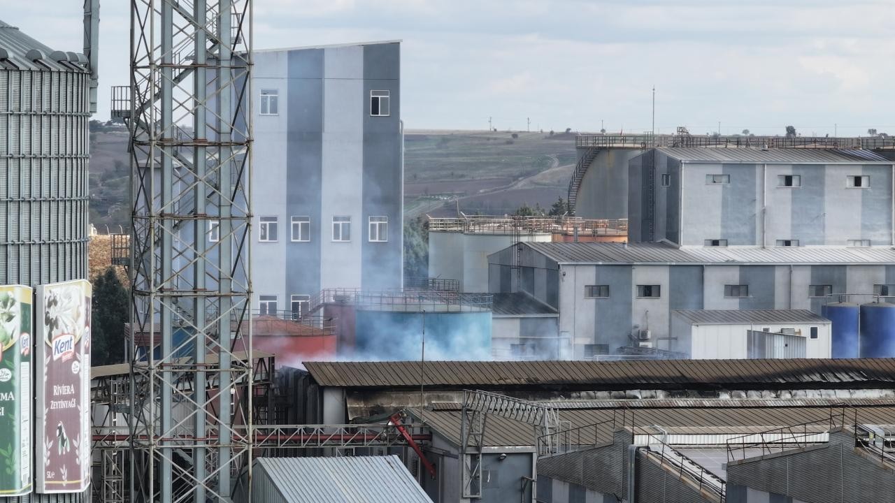 Sıvı yağ fabrikasında patlama: 2 yaralı