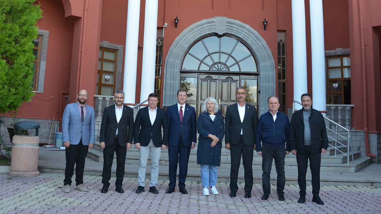 Selçuk Üniversitesi Mezunlar Derneği kuruldu