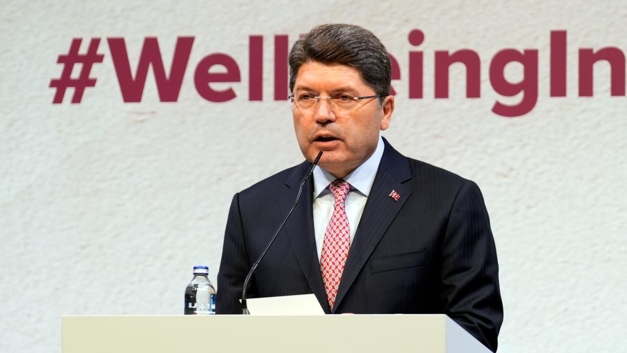 Bakan Tunç'tan İmamoğlu'na "casusluk" soruşturması açıklaması