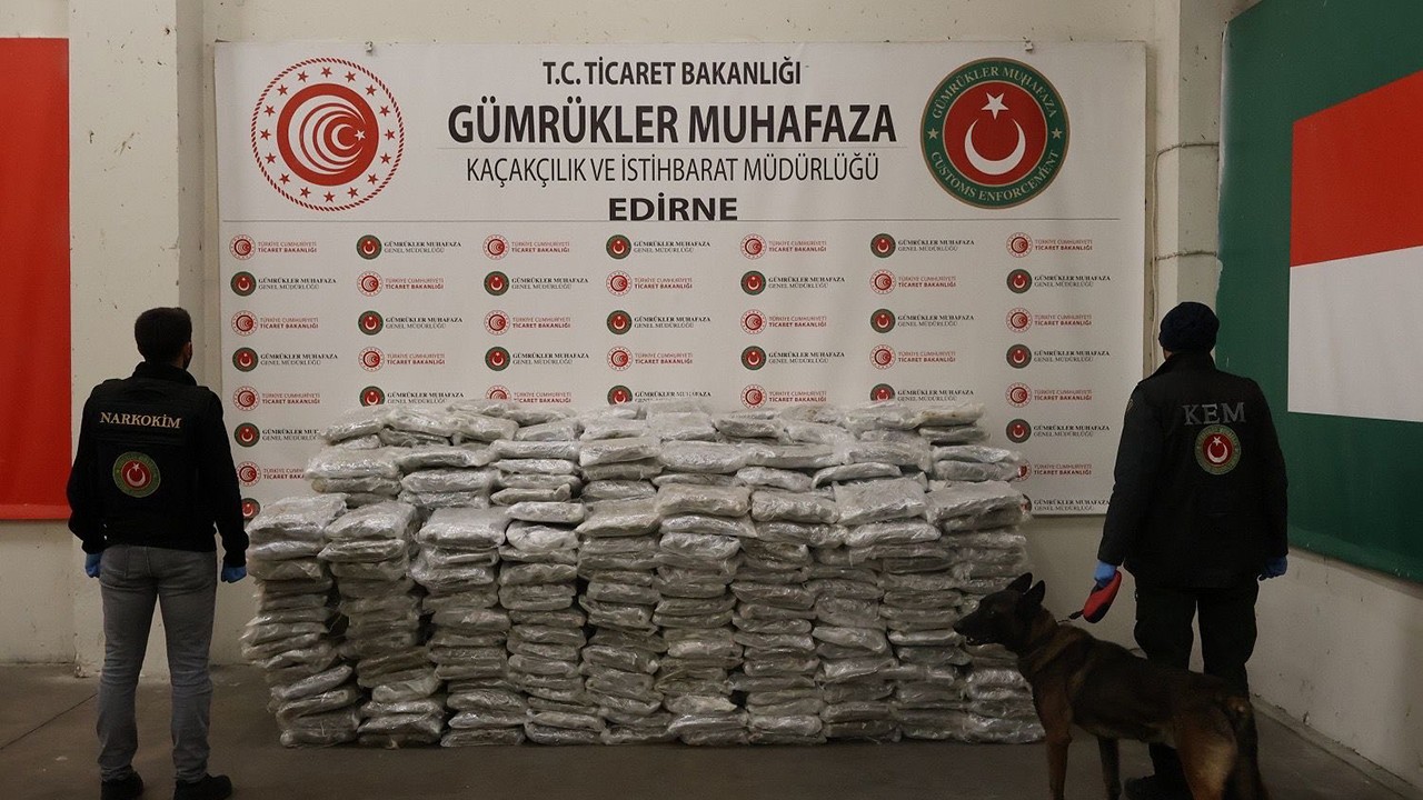 Sınır kapılarında 524 kilo 336 gram uyuşturucu ele geçirildi