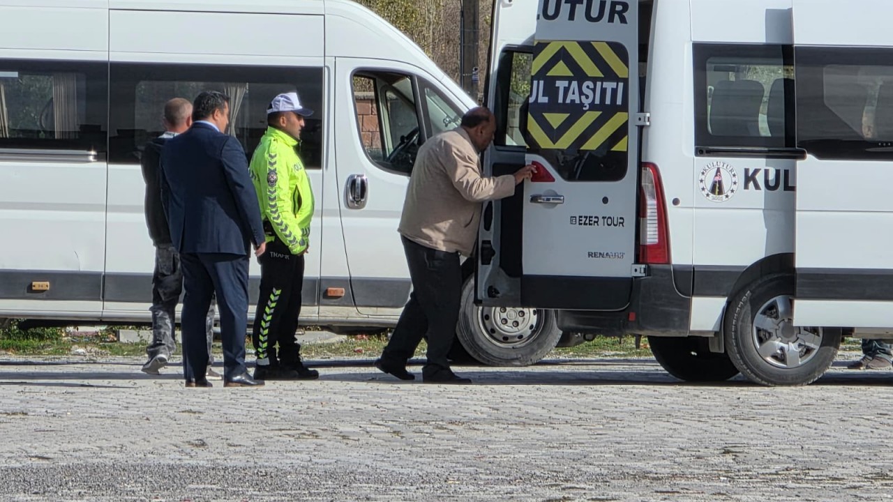 Kulu’da öğrenci servis araçlarına denetim