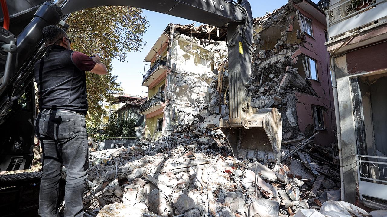 Sındırgı depremleri “ölü fayları” yeniden harekete geçirdi