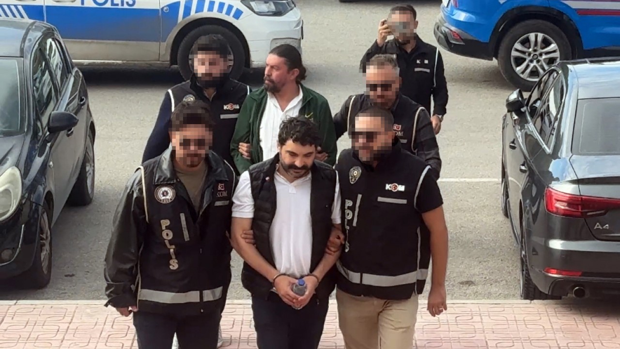 CHP'li bir meclis üyesi rüşvet iddiasıyla gözaltına alındı