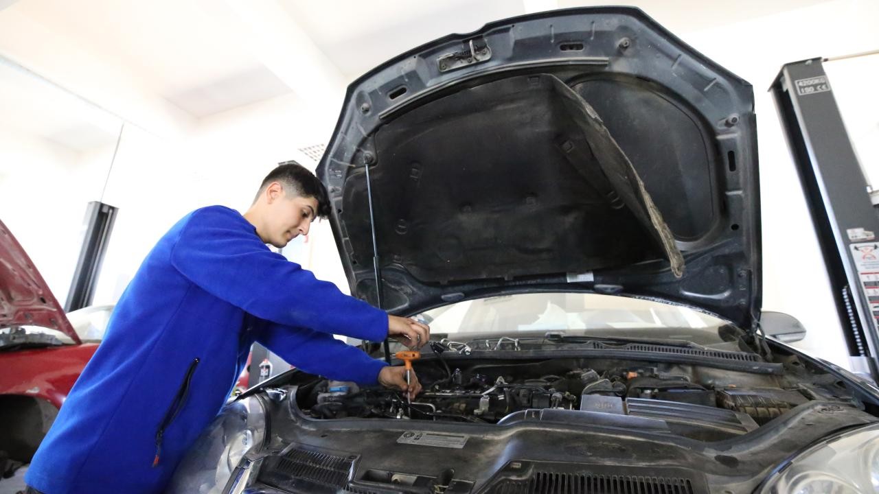 YÖK'ün MYO modeline öğrenciler, veliler ve sektörden destek