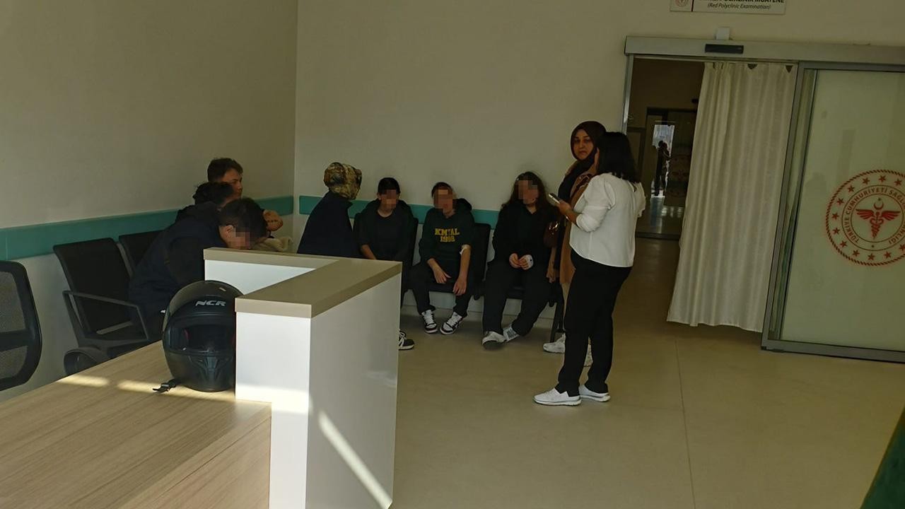 Kantinden döner yediler, hastanelik oldular