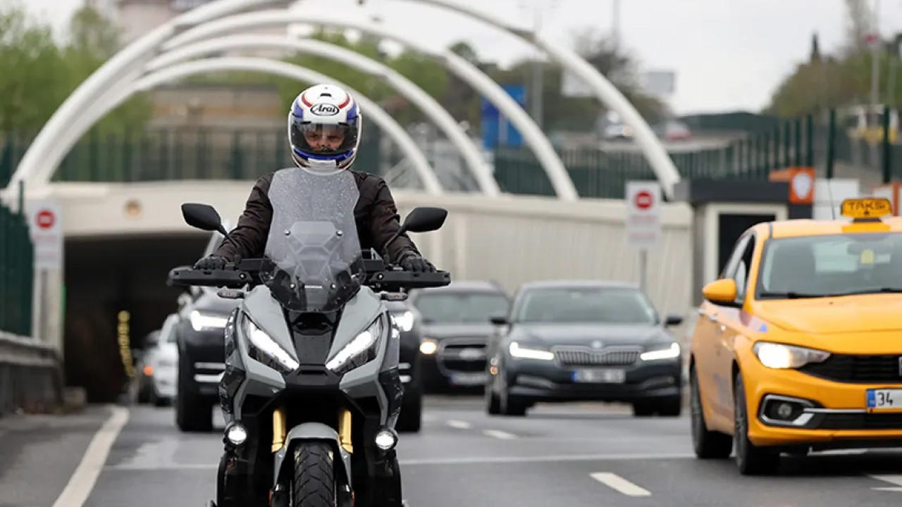 Bisiklet, motosiklet, traktör kullananlar dikkat! Eldiven ve koruma gözlüğü zorunluluğu